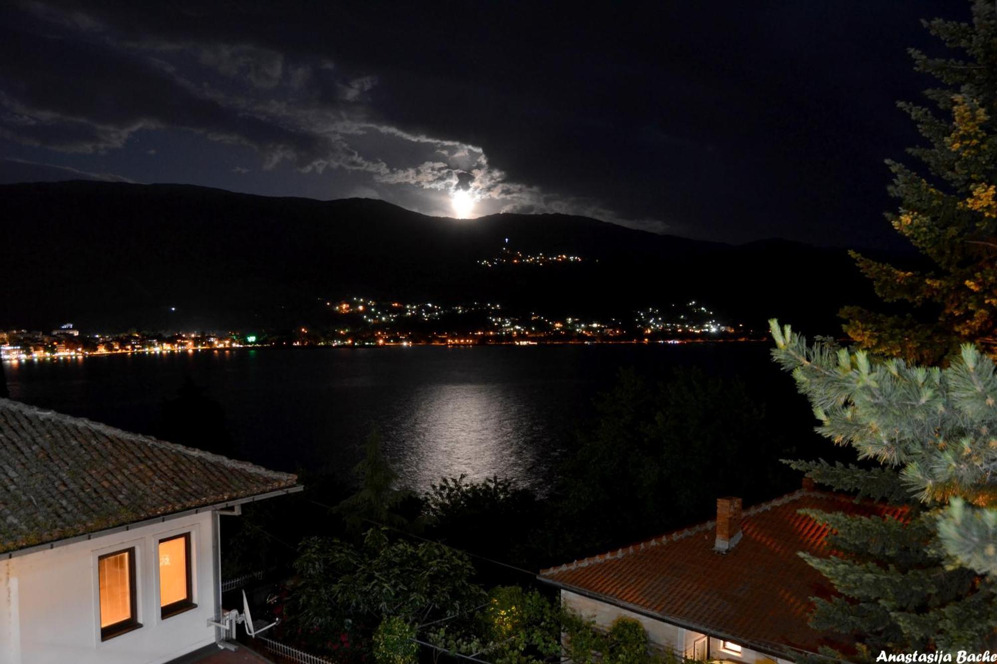 Bache Apartments Ohrid Esterno foto