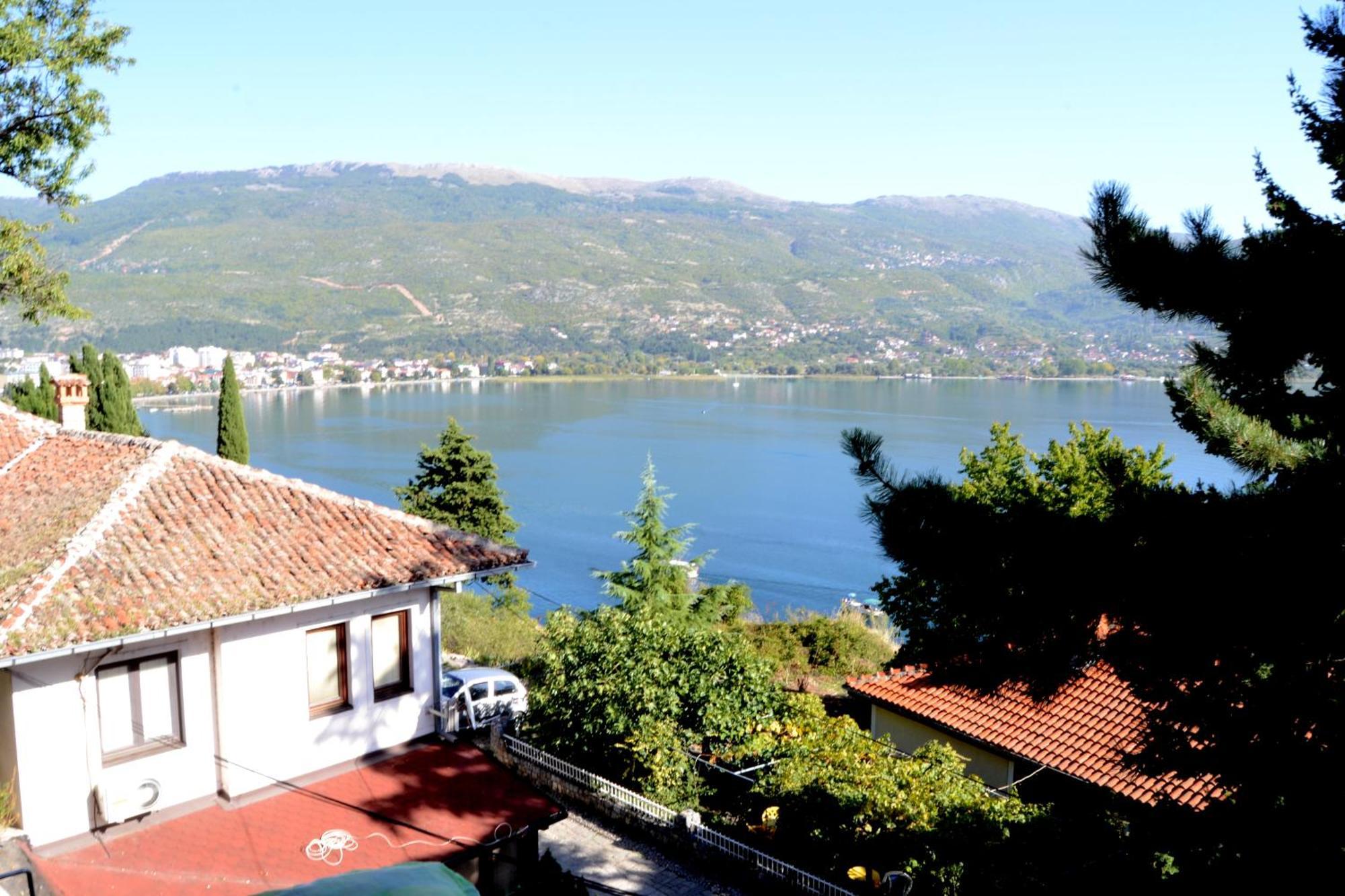Bache Apartments Ohrid Esterno foto