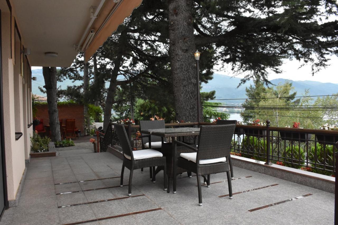 Bache Apartments Ohrid Esterno foto